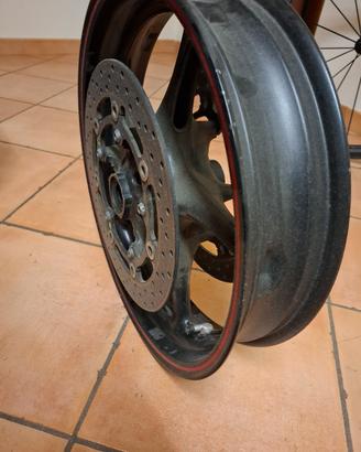 cerchi. Yamaha R6 2003