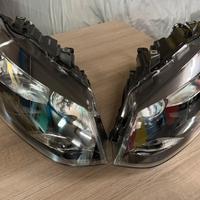 FANALI VOLKSWAGEN POLO FARI ANTERIORi