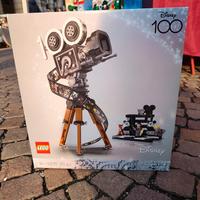 LEGO Cinepresa omaggio a Walt Disney