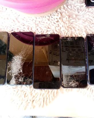 lotto 20 telefoni cellulari 