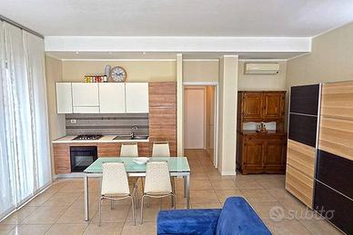 Appartamento di 78 m² con 2 locali e posto auto a 