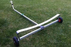 Carrelli alaggio per derive leggere