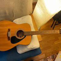 chitarra acustica Yamaha f-310