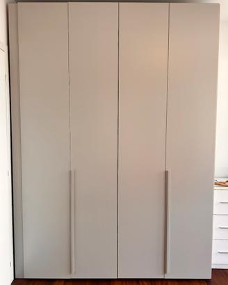 Armadio 4 ante   - capiente e moderno