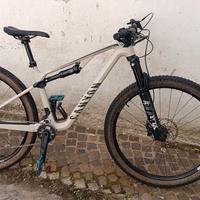 Canyon Lux Trail CF 6 taglia small