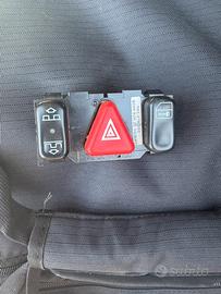 Tasto 4 freccie, tetto apribile e chius apert port