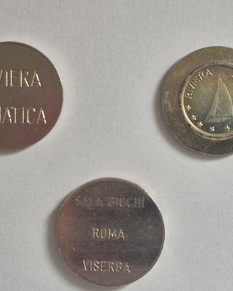N. 3 gettoni sale giochi.