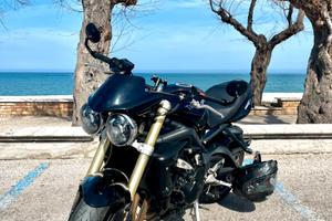 Triumph Street Triple 675 09