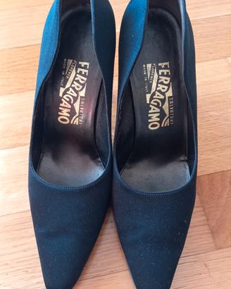 Décolleté nere Ferragamo nr 39 tacco 7 cm