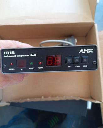 AMX IRIS per clonare IR Telecomandi