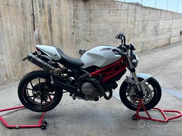 Ducati Monster 796