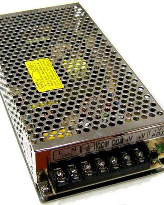 alimentatore schermato industriale 12V 40A reali
