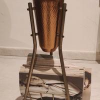 Posacenere a colonna con portariviste