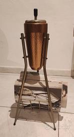 Posacenere a colonna con portariviste