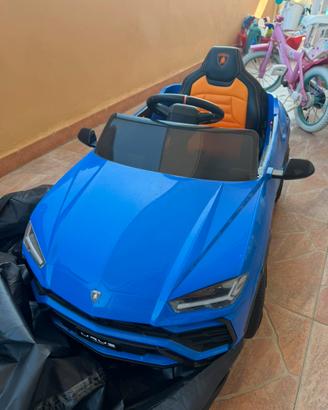 Macchina elettrica lamborghini urus