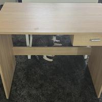 SCRIVANIA CON CASSETTINO