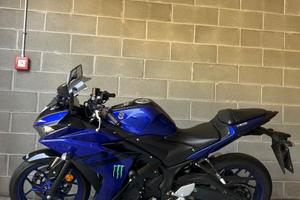 Yamaha r3 2018