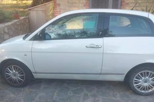 LANCIA Y IPERDIBILE