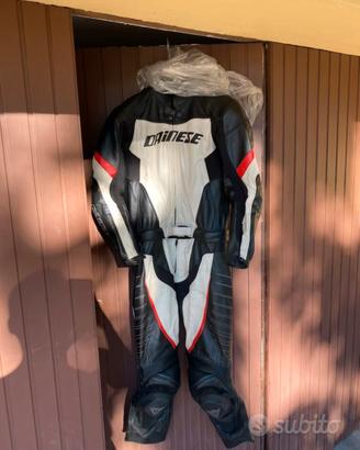 TUTA IN PELLE DAINESE MOTO TG.50 DIVISIBILE