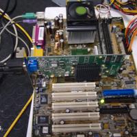 Scheda madre Asus A7S333 + processore AMD Sempron