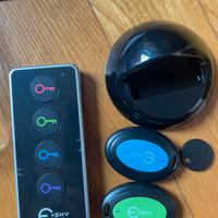 Set localizzatore oggetti E-SKY con torcia LED