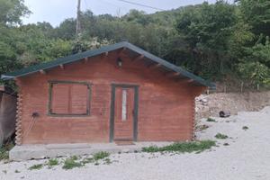 Casa in legno 6 mt x4 mt come nuova