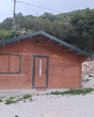Casa in legno 6 mt x4 mt come nuova