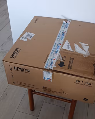 Videoproiettore laser Epson