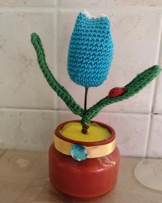 tulipano all'uncinetto 