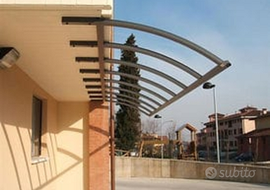 Tettoia balcone attacco a soffitto su misura