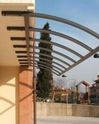 Tettoia balcone attacco a soffitto su misura