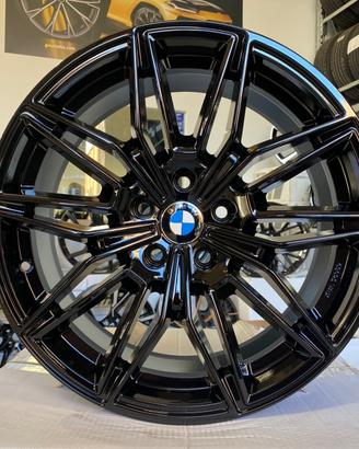 Cerchi NUOVI Bmw raggio 19 cod.38942