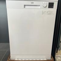 Lavastoviglie Beko a libera installazione