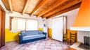 indipendente-nel-quartiere-stampace