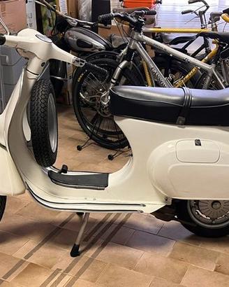 Vespa 125 Primavera VMA2T