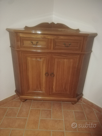 Mobile angolo fatto a mano legno