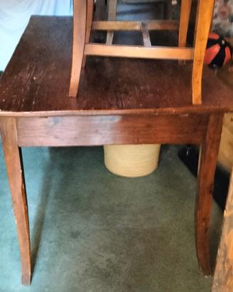 armadio angolo+tavolo+carrello portabiti