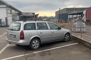 Opel astra 2004 leggere bene