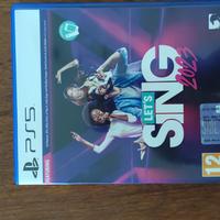 Let's Sing 2023 per PS5 con microfono