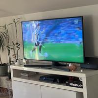 Mobile TV IKEA BESTÅ – Bianco Lucido