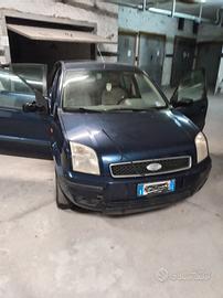 Ford Fusion 1.6 benzina 