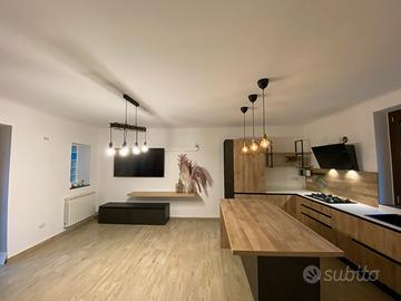 Casa indipendente ristrutturata