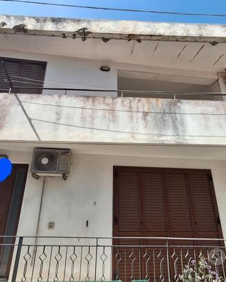 Faro Superiore, Indipendente su tre livelli