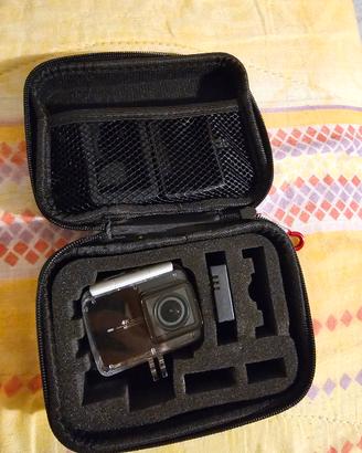 Action Cam Xiaomi Yi 2 4K + Kit Accessori