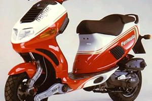 Scooter o motorini 50 cc con il libretto.