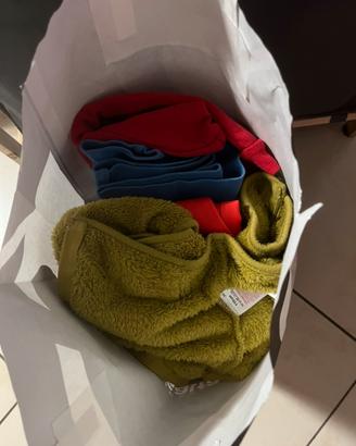 Abbigliamento bimbo 4/5 anni