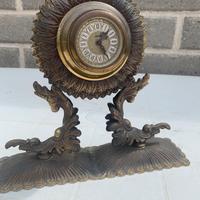 Orologio antico di ottone da collezione