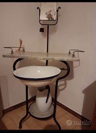 Toilette da camera antica