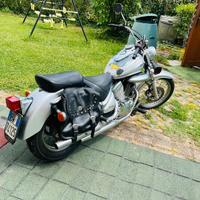 Suzuki Intruder 250 VL