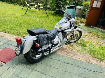 Suzuki Intruder 250 VL